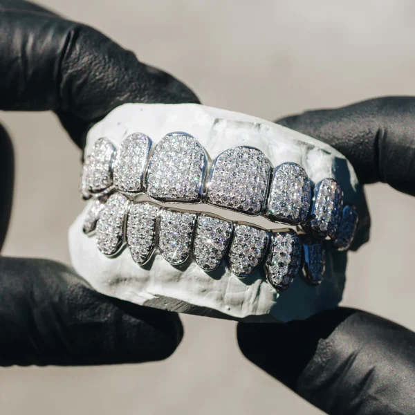 Iced VVS Moissanite Grillz (Straight Setting) - Image 3